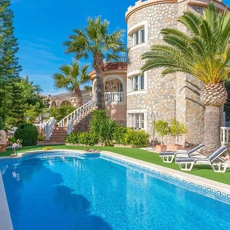 Rapunzel - 30 Mins From Alicante And Close To Everything Villa Ciudad Quesada