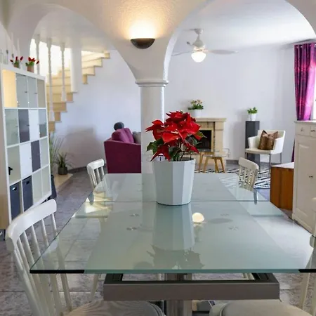 Rapunzel - 30 Mins From Alicante And Close To Everything Вилла